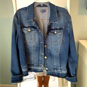 Democracy denim jacket in petite extra large.